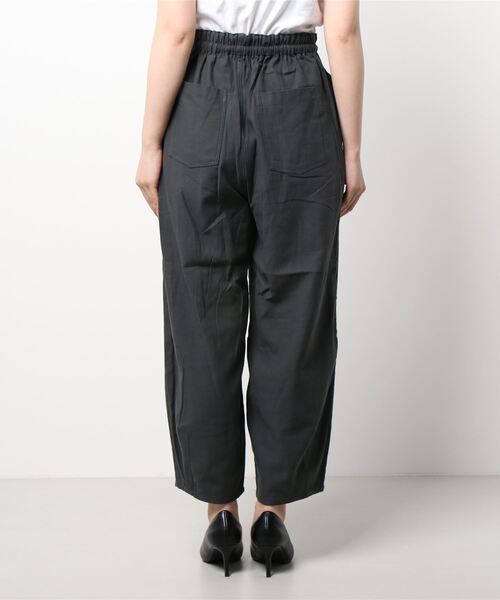 Samansa Mos2 blue（サマンサモスモスブルー）の「コクーンベイカーパンツ（その他パンツ・レディース・ダークブラウン/チャコール/カーキ・ﾌﾘ-）」の5枚目の写真