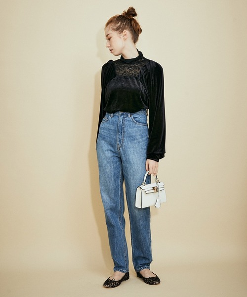 MADEMOISELLE ROPE'(マドモアゼル ロペ)の「フロントレースベロアトップス(Tシャツ/カットソー・レディース・ブラック/オフホワイト・38)」の5枚目の写真