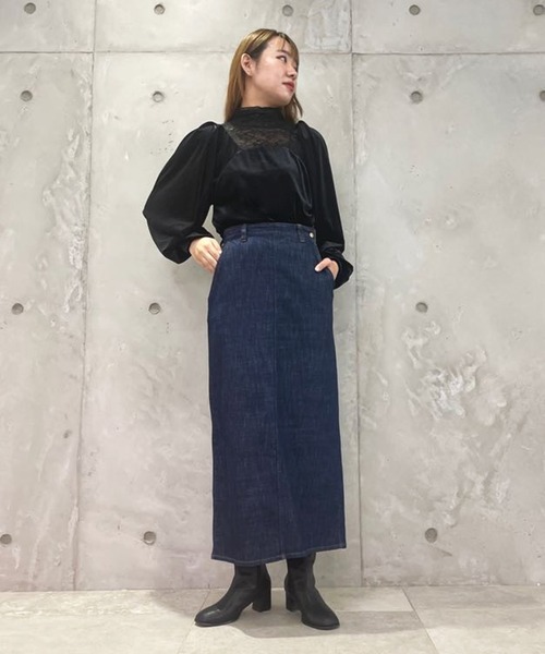 MADEMOISELLE ROPE'(マドモアゼル ロペ)の「フロントレースベロアトップス(Tシャツ/カットソー・レディース・ブラック/オフホワイト・38)」の21枚目の写真