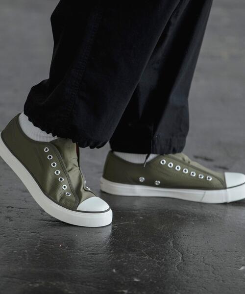 coen（コーエン）の「C.M.Sスリッポンシューズ（スリッポン・メンズ・ブラック/オリーブ・S/M/L）」の2枚目の写真