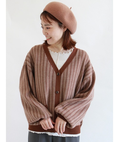 ehka sopo（エヘカソポ）の「単色柄Vネックカーディガン（カーディガン/ボレロ・レディース・グレー/ブラウン/ブラック・ﾌﾘ-）」の3枚目の写真