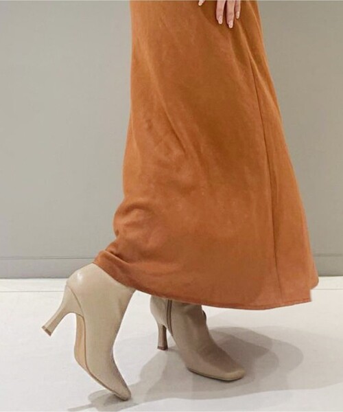 ESPERANZA（エスペランサ）の「【残りわずか】スクエアトゥスクエアヒールストレッチショートブーツ（ブーツ・レディース・ブラック/ベージュ/カーキ/ブルー・LL/S/M/L）」の3枚目の写真