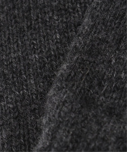 IENA（イエナ）の「【Johnstons/ジョンストンズ】カシミアリストウォーマー（手袋・レディース・ライトグレー/ブラック系その他・FREE）」の4枚目の写真