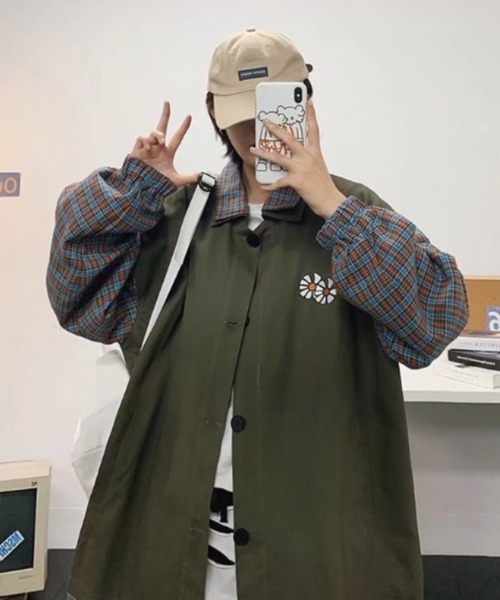 MGV（エムジーヴィー）の「ポイントフラワーオーバーサイズ切り替えチェックシャツ（カバーオール・メンズ・ブラック/カーキ・MEDIUM/LARGE/X-LARGE）」の10枚目の写真