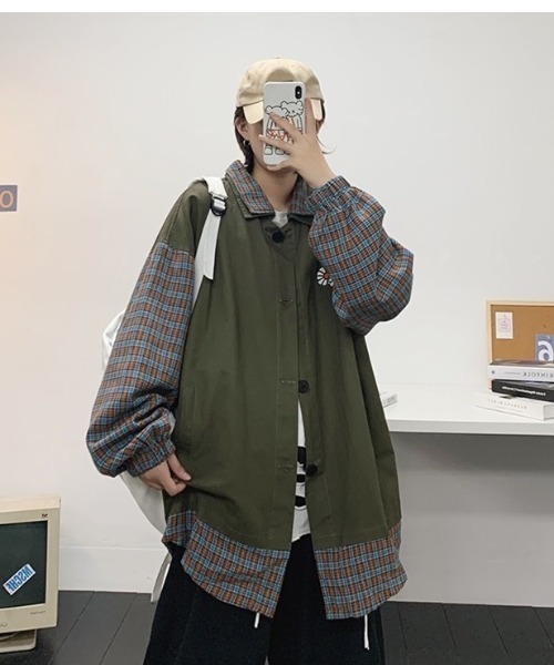 MGV（エムジーヴィー）の「ポイントフラワーオーバーサイズ切り替えチェックシャツ（カバーオール・メンズ・ブラック/カーキ・MEDIUM/LARGE/X-LARGE）」の16枚目の写真