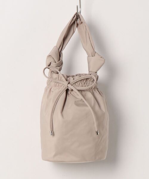 MERCURYDUO(マーキュリーデュオ)の「ワンハンドルナイロン巾着バッグ(ハンドバッグ・レディース・チャコールグレー/ベージュ・FREE)」の2枚目の写真