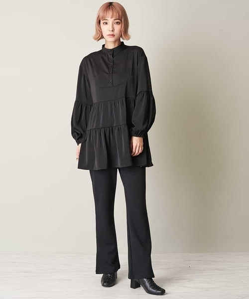 A de a.v.v(アードアー・ヴェ・ヴェ)の「袖ボリュームティアードブラウス(シャツ/ブラウス・レディース・サンドベージュ/アイボリー/ブラック・36/38)」の8枚目の写真