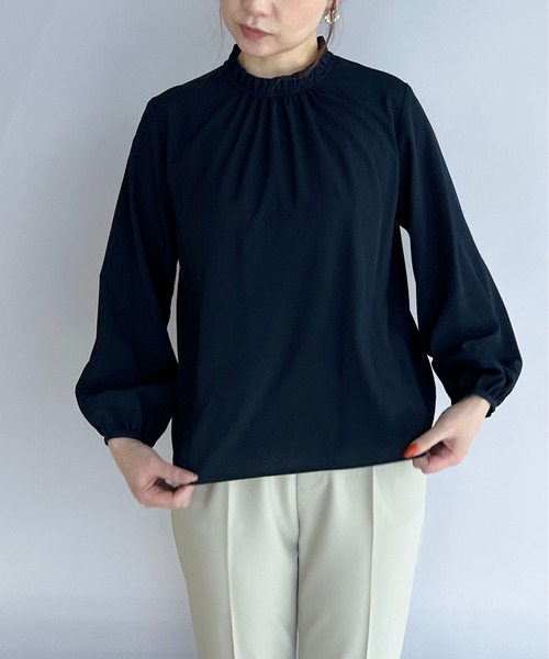 PICCIN（ピッチン）の「衿フリルギャザーブラウス（シャツ/ブラウス・レディース・ライトグレー/ネイビー/オフホワイト・M）」の17枚目の写真