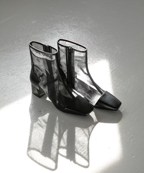 LOWRYS FARM(ローリーズファーム)の「シアーブーツ 260864(パンプス・レディース・アイボリー/ブラック・MEDIUM/LARGE)」の13枚目の写真