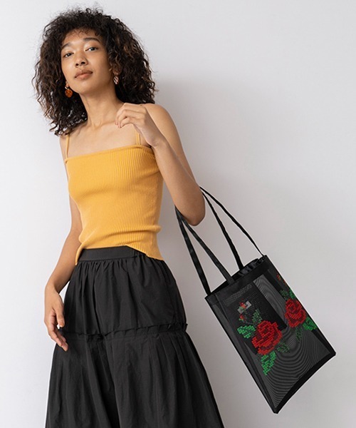 Casselini（キャセリーニ）の「Casselini(キャセリーニ)クロスステッチ風トート（トートバッグ・レディース・ブラウン/サックスブルー/ブラック・FREE）」の2枚目の写真