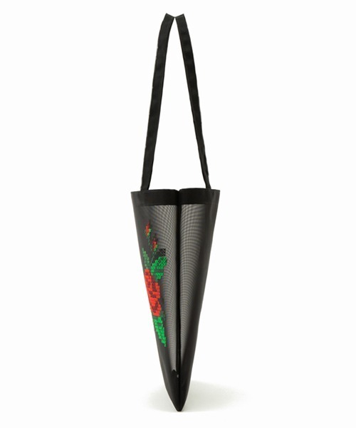 Casselini（キャセリーニ）の「Casselini(キャセリーニ)クロスステッチ風トート（トートバッグ・レディース・ブラウン/サックスブルー/ブラック・FREE）」の14枚目の写真