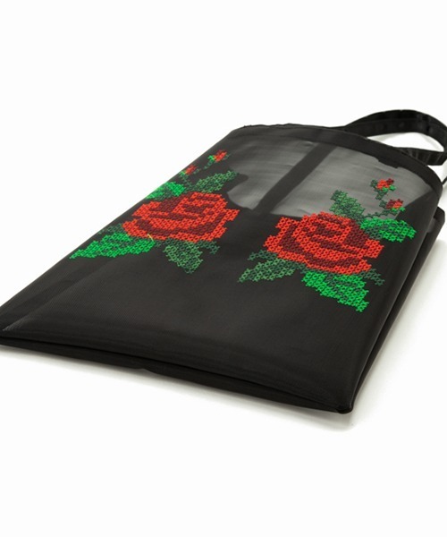 Casselini（キャセリーニ）の「Casselini(キャセリーニ)クロスステッチ風トート（トートバッグ・レディース・ブラウン/サックスブルー/ブラック・FREE）」の7枚目の写真