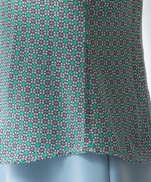 NARACAMICIE（ナラカミーチェ）の「ジョーゼット幾何ダブルフリルブラウス（シャツ/ブラウス・レディース・グリーン/パープル・X-LARGE/XXX-LARGE/XX-LARGE/LARGE/SMALL/MEDIUM）」の10枚目の写真