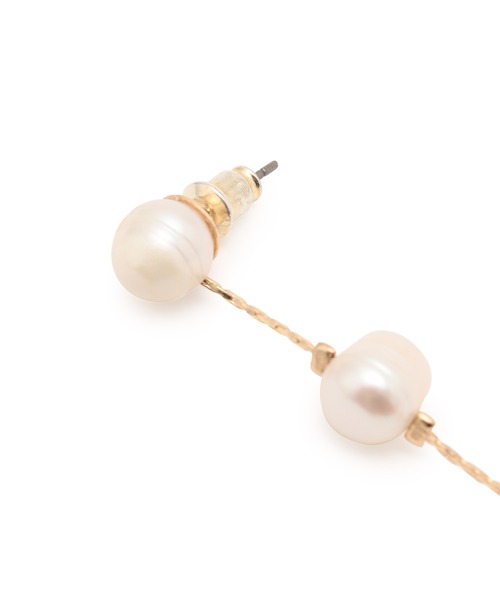 VIS（ビス）の「淡水パールとばしピアス（ピアス（両耳用）・レディース・ホワイト/ホワイト系その他・FREE）」の4枚目の写真