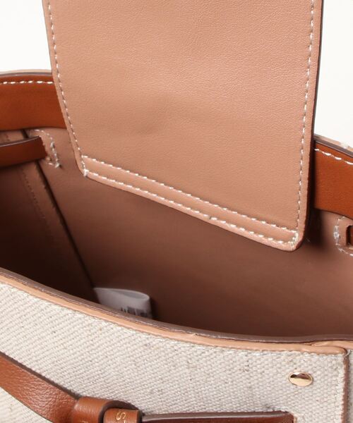 JILL by JILL STUART（ジルバイジルスチュアート）の「◆［WEEKDAY COLLECTION］ナロウテープポシェット（ショルダーバッグ・レディース・ライトグリーン/ブラック系その他/ホワイト/ブラウン系その他・FREE）」の11枚目の写真