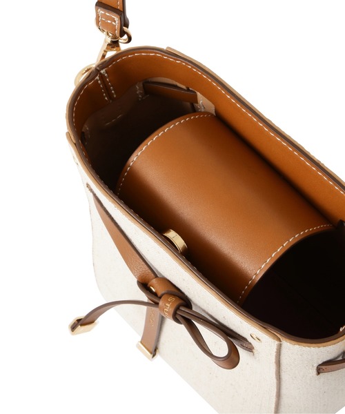 JILL by JILL STUART（ジルバイジルスチュアート）の「◆［WEEKDAY COLLECTION］ナロウテープポシェット（ショルダーバッグ・レディース・ライトグリーン/ブラック系その他/ホワイト/ブラウン系その他・FREE）」の13枚目の写真