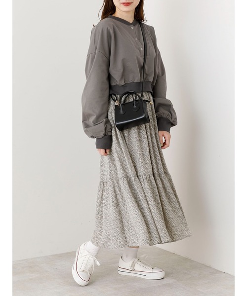 SLURR（スラ―）の「リングドットボタンスウェットプルオーバー（スウェット・レディース・ベージュ/チャコールグレー/アイボリー・FREE）」の15枚目の写真