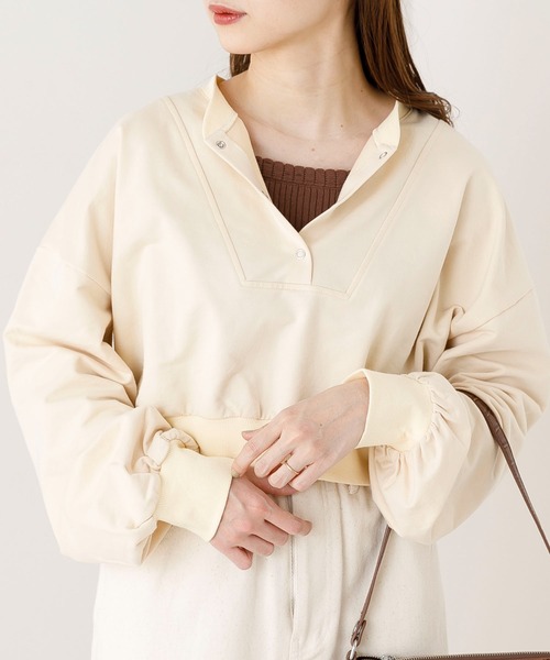 SLURR（スラ―）の「リングドットボタンスウェットプルオーバー（スウェット・レディース・ベージュ/チャコールグレー/アイボリー・FREE）」の19枚目の写真