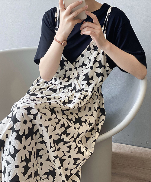 c.u.l（シーユーエル）の「【c.u.l:w】フラワーキャミソールワンピース culw187（ワンピース・レディース・ブラック・M/L）」の2枚目の写真