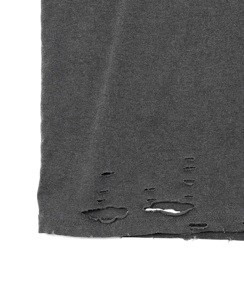 Figments(フィグメンツ)の「ヴィンテージカレッジロゴT(Tシャツ/カットソー・レディース・パープル/スミクロ・SMALL/MEDIUM)」の4枚目の写真