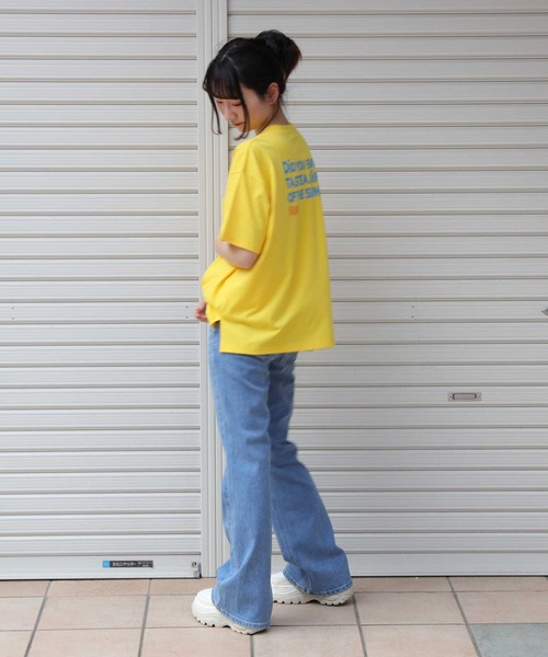 Right-on（ライトオン）の「ファンタ Ｔシャツ（Tシャツ/カットソー・レディース・ホワイト/イエロー・M/L）」の17枚目の写真