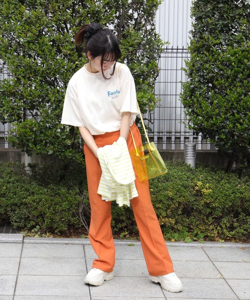 Right-on（ライトオン）の「ファンタ Ｔシャツ（Tシャツ/カットソー・レディース・ホワイト/イエロー・M/L）」の19枚目の写真