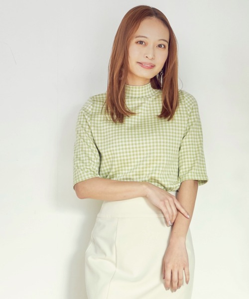 Brownie（ブラウニー）の「Brownie ギンガムチェック柄 五分袖 モックネックプルオーバー（Tシャツ/カットソー・レディース・ブラック/サックスブルー/ライトグリーン/ライトブラウン/イエロー・FREE）」の4枚目の写真