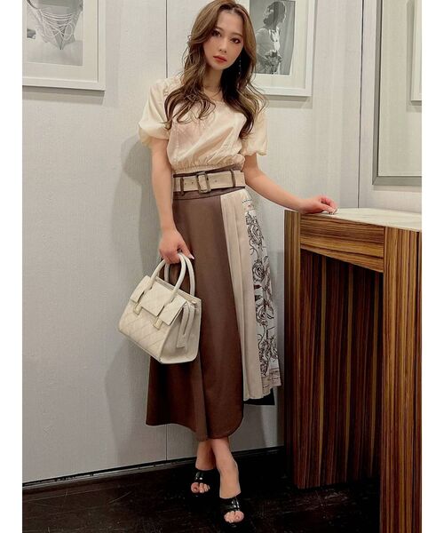 RESEXXY（リゼクシー）の「スカーフプリーツスカート（スカート・レディース・ネイビー/アイボリー/ブラウン・FREE）」の16枚目の写真