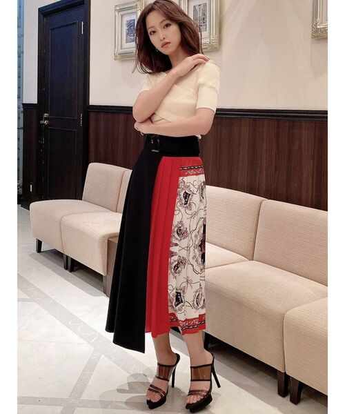 RESEXXY（リゼクシー）の「スカーフプリーツスカート（スカート・レディース・ネイビー/アイボリー/ブラウン・FREE）」の20枚目の写真