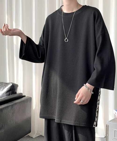 FVLMEN（フルメン）の「【FVLMEN】side line halfsleeve tee/サイドライン ハーフスリーブ T（Tシャツ/カットソー・メンズ・ブラック/ホワイト・MEDIUM/LARGE/X-LARGE）」の4枚目の写真