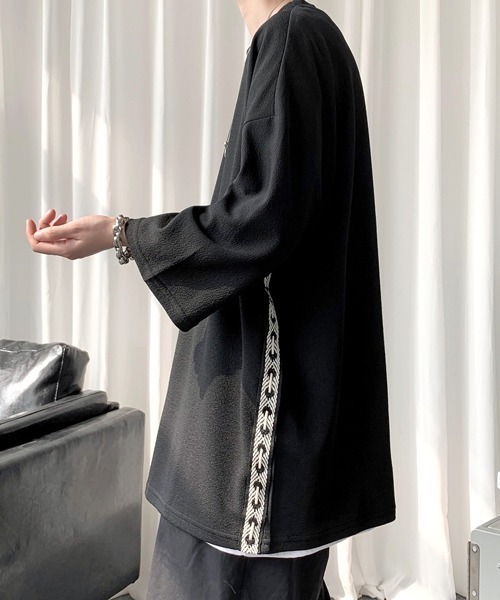 FVLMEN（フルメン）の「【FVLMEN】side line halfsleeve tee/サイドライン ハーフスリーブ T（Tシャツ/カットソー・メンズ・ブラック/ホワイト・MEDIUM/LARGE/X-LARGE）」の7枚目の写真