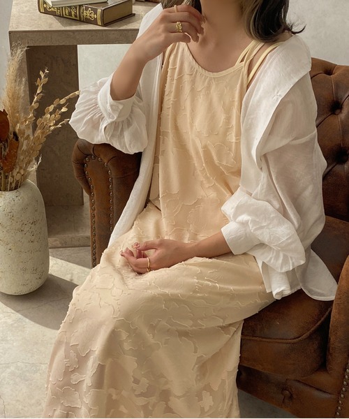 apres jour clair（アプレジュールクレア）の「【apres jour clair】1周年記念アイテム / キャミワンピース【ZOZOTOWN限定アイテム】（ワンピース・レディース・ベージュ/アイボリー/ライトベージュ・X-LARGE/フリー）」の3枚目の写真