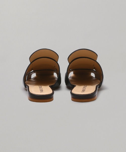 FABIO RUSCONI（ファビオルスコーニ）の「Fabio Rusuconi leather flat heel sandal 0198-47437（その他シューズ・レディース・ブラック・38/36/37）」の2枚目の写真