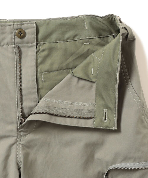 VAPORIZE（ヴェイパライズ）の「VAPORIZE / Cargo Flare Pants（カーゴパンツ・メンズ・ブラック/ケリー・SMALL/MEDIUM/LARGE）」の3枚目の写真