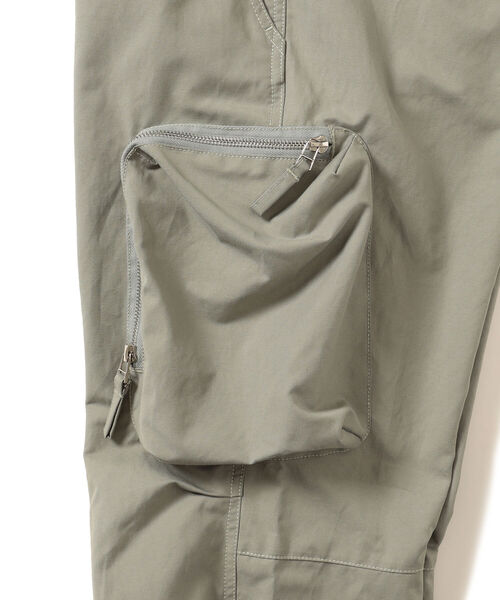 VAPORIZE（ヴェイパライズ）の「VAPORIZE / Cargo Flare Pants（カーゴパンツ・メンズ・ブラック/ケリー・SMALL/MEDIUM/LARGE）」の4枚目の写真