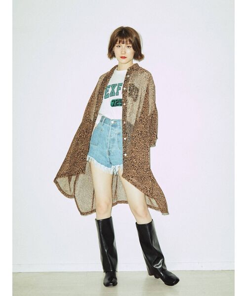 jouetie(ジュエティ)の「スーパーBIG シャツ(シャツ/ブラウス・レディース・オフホワイト/ブラック/グリーン/ブラウン・MEDIUM)」の8枚目の写真