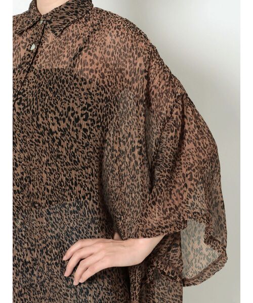 jouetie(ジュエティ)の「スーパーBIG シャツ(シャツ/ブラウス・レディース・オフホワイト/ブラック/グリーン/ブラウン・MEDIUM)」の9枚目の写真