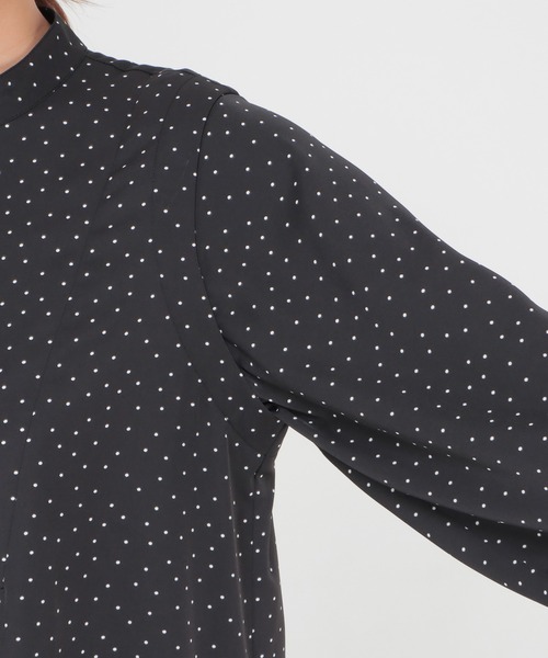 ikka（イッカ）の「肩タックシャツワンピース（ワンピース・レディース・ブラック/ベージュ・S/M/L）」の11枚目の写真