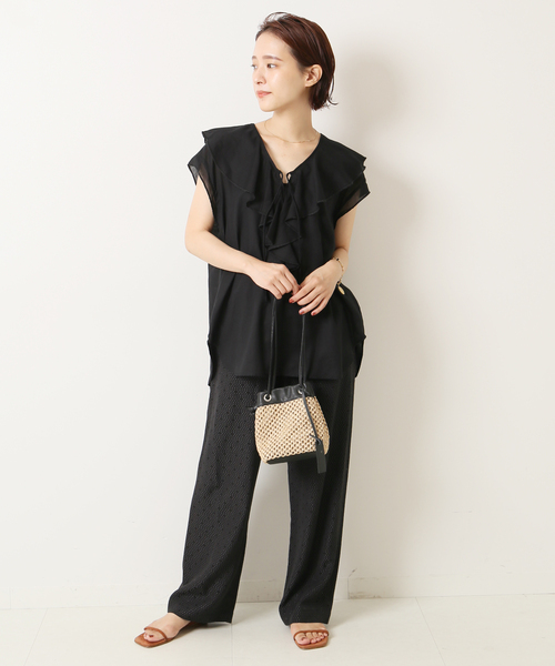 Spick & Span(スピックアンドスパン)の「Cジョーゼットラッフルカラーブラウス(シャツ/ブラウス・レディース・ブラウン/ブラック・FREE)」の18枚目の写真