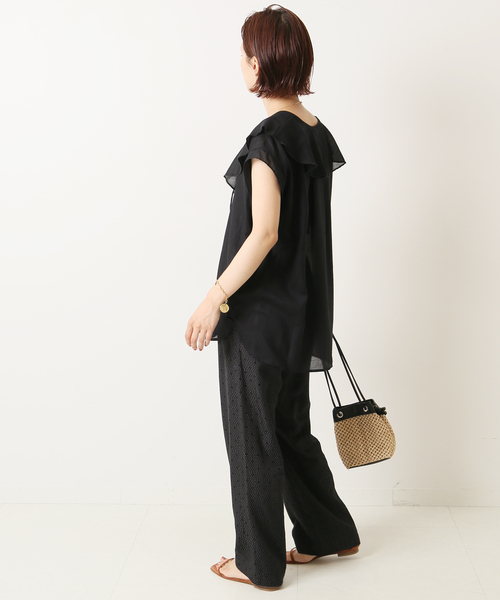 Spick & Span(スピックアンドスパン)の「Cジョーゼットラッフルカラーブラウス(シャツ/ブラウス・レディース・ブラウン/ブラック・FREE)」の14枚目の写真