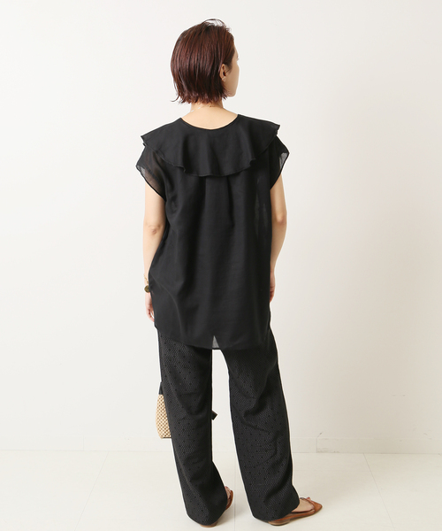 Spick & Span(スピックアンドスパン)の「Cジョーゼットラッフルカラーブラウス(シャツ/ブラウス・レディース・ブラウン/ブラック・FREE)」の9枚目の写真