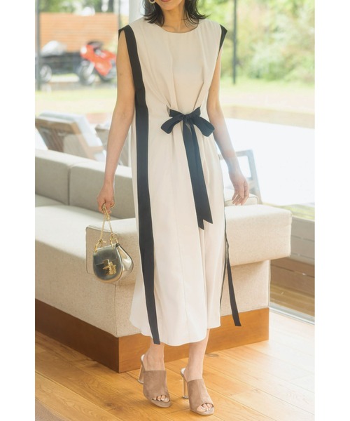 &. NOSTALGIA（アンドドットノスタルジア）の「配色サイドライン2WAYワンピース（ワンピース・レディース・ベージュ/ネイビー・FREE）」の19枚目の写真