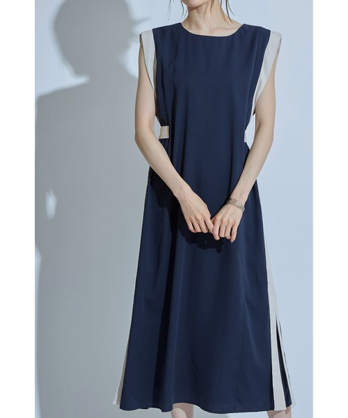 &. NOSTALGIA（アンドドットノスタルジア）の「配色サイドライン2WAYワンピース（ワンピース・レディース・ベージュ/ネイビー・FREE）」の5枚目の写真