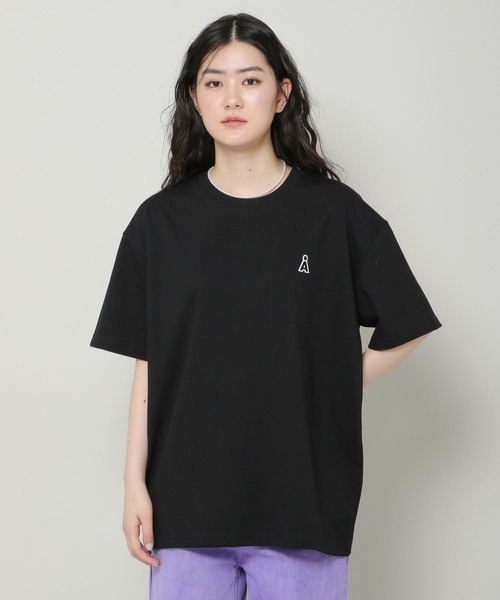 ALAND(エーランド)の「【UNISEX】ALAND/A LOGO WAPPEN T 2349519(Tシャツ/カットソー・レディース・ブラック/アイボリー・MEDIUM/LARGE)」の5枚目の写真