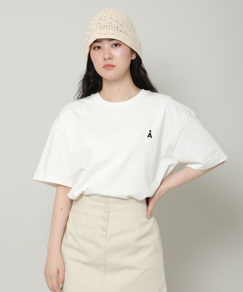 ALAND(エーランド)の「【UNISEX】ALAND/A LOGO WAPPEN T 2349519(Tシャツ/カットソー・レディース・ブラック/アイボリー・MEDIUM/LARGE)」の9枚目の写真