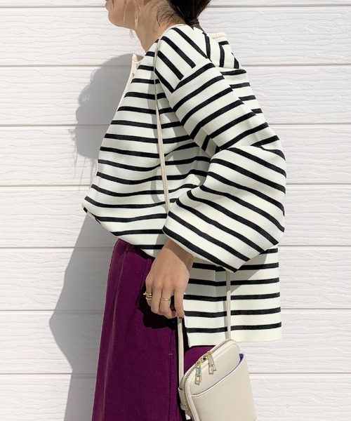 Q（キュー）の「ミラノリブ深キーネックニット（ニット/セーター・レディース・ダークグリーン/ホワイト系その他・MEDIUM）」の5枚目の写真