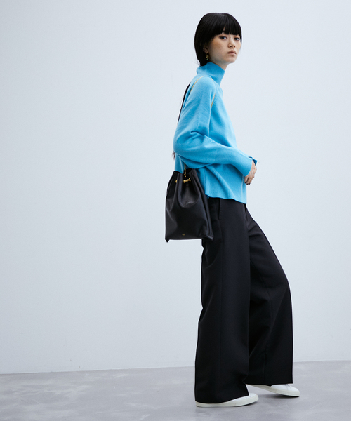 tov（トーヴ）の「【TOV】TOO - DRST（ショルダーバッグ・レディース・ブラック/オフホワイト/ボルドー・FREE）」の17枚目の写真