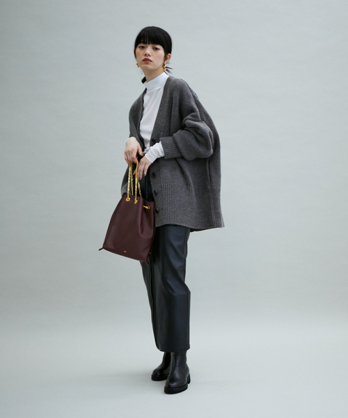 tov（トーヴ）の「【TOV】TOO - DRST（ショルダーバッグ・レディース・ブラック/オフホワイト/ボルドー・FREE）」の19枚目の写真