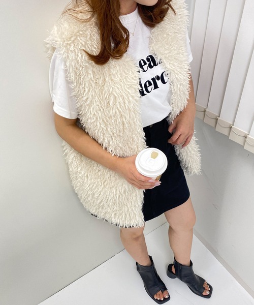 INGNI（イング）の「ファーベスト（ベスト・レディース・アイボリー/ブラウン/ブラック・M）」の5枚目の写真