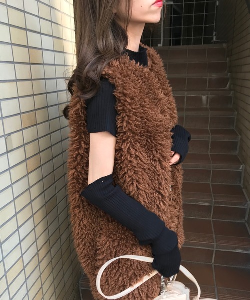 INGNI（イング）の「ファーベスト（ベスト・レディース・アイボリー/ブラウン/ブラック・M）」の11枚目の写真